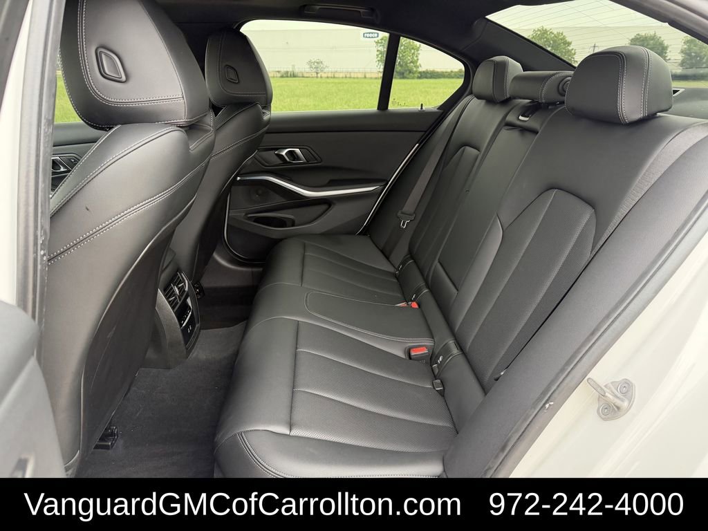 Used 2024 BMW 330i xDrive Sedan AWD/4WD image 28