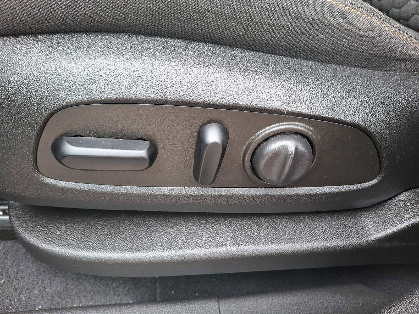 Used 2021 Chevrolet Equinox LT image 11