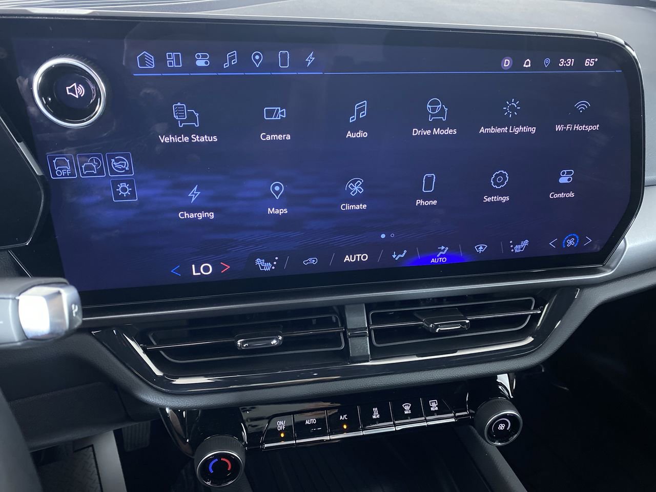 Certified 2024 Chevrolet Equinox EV RS image 9