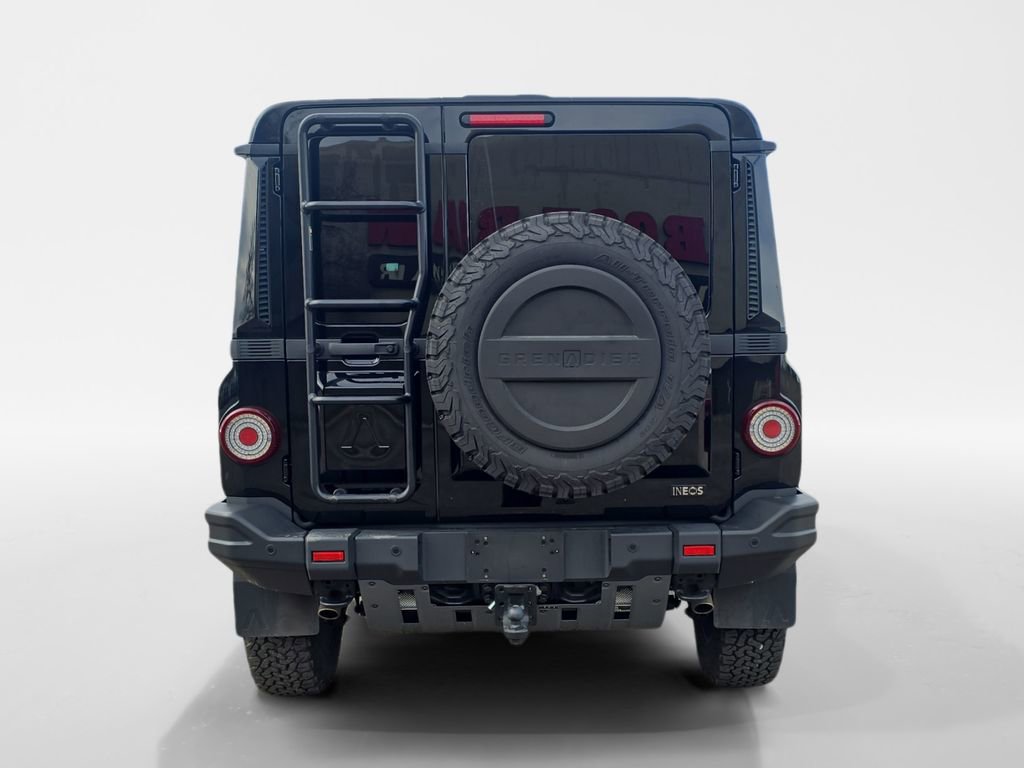 Used 2024 INEOS Grenadier Fieldmaster Edition image 4