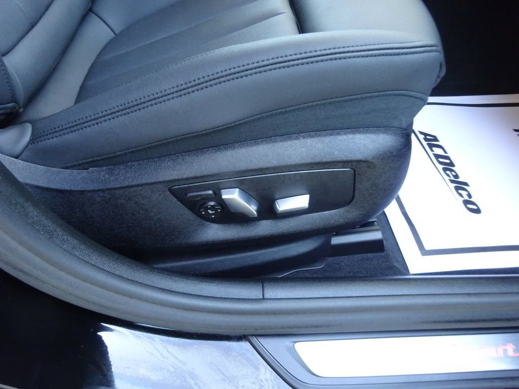 Used 2019 BMW 530i RWD image 30