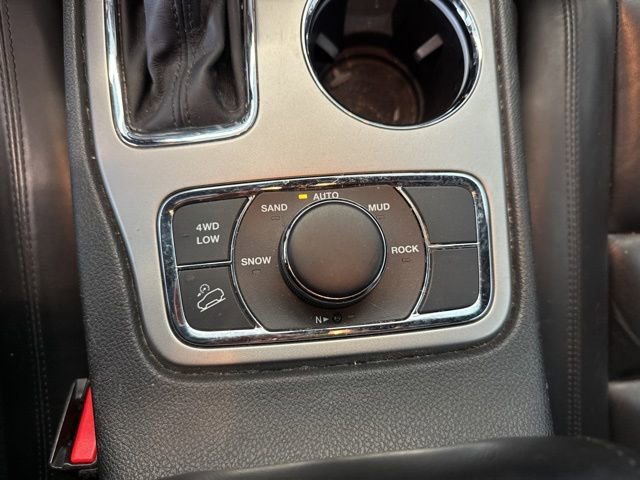 Used 2018 Jeep Grand Cherokee Limited image 13