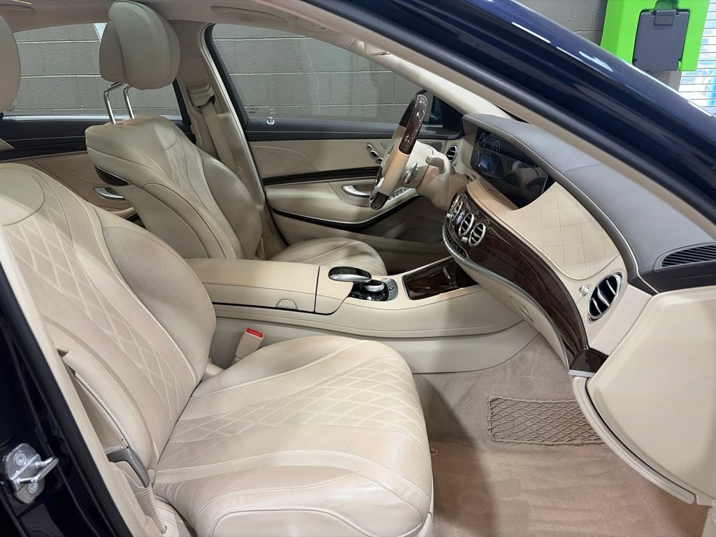 Used 2019 Mercedes-Benz S 560 4MATIC Sedan image 13
