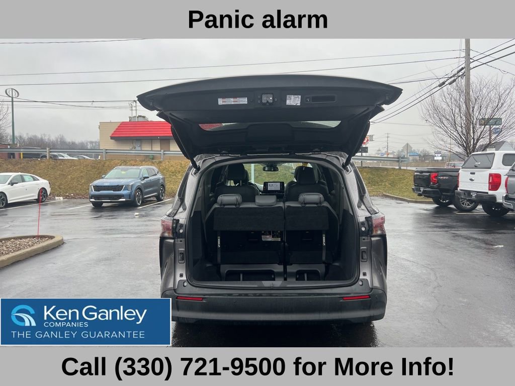 Used 2024 Toyota Sienna XLE image 49