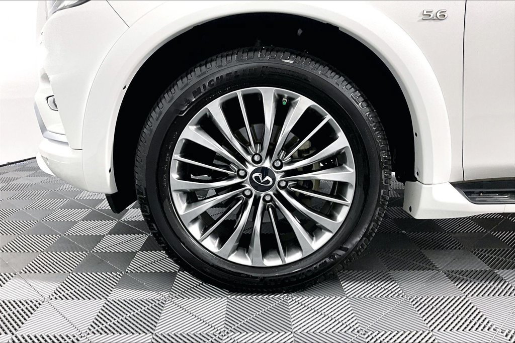 Used 2018 INFINITI QX80 2WD w/ Deluxe Technology Package image 8