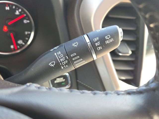 Used 2017 GMC Acadia Denali w/ Technology Package image 41