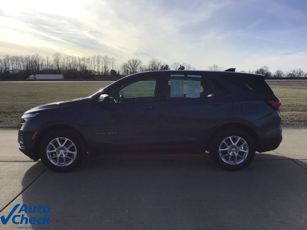 Used 2024 Chevrolet Equinox LS image 8