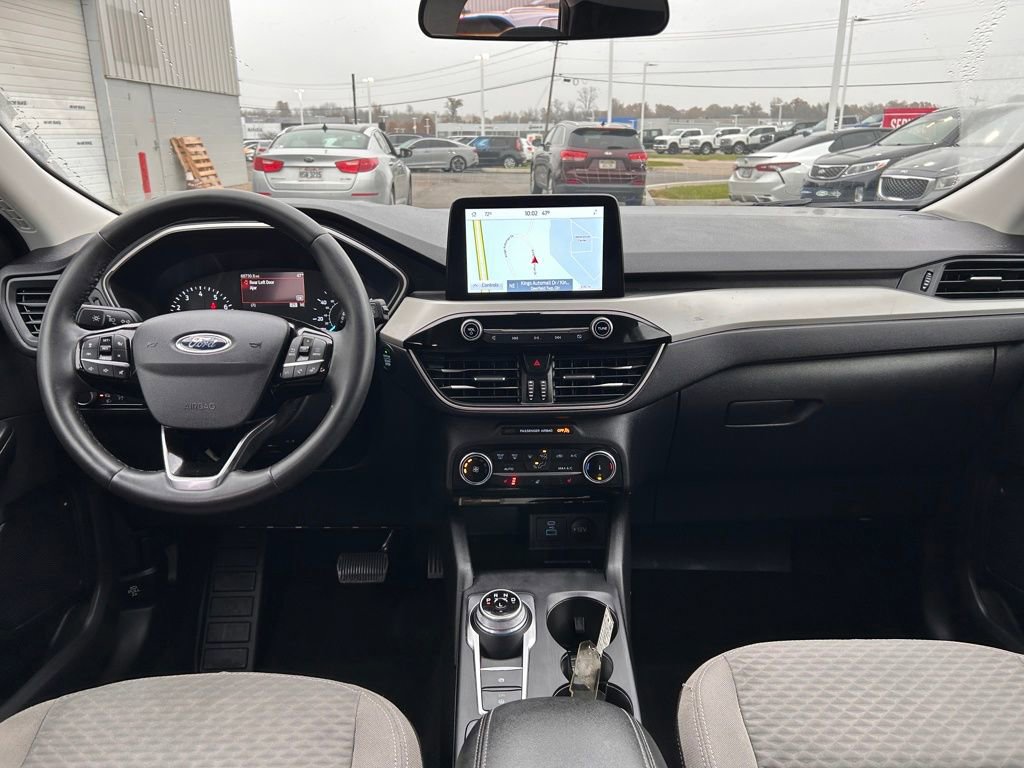 Used 2022 Ford Escape SE w/ Cold Weather Package image 10