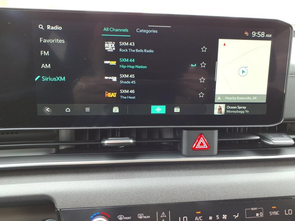 New 2026 Kia Carnival EX FWD image 24