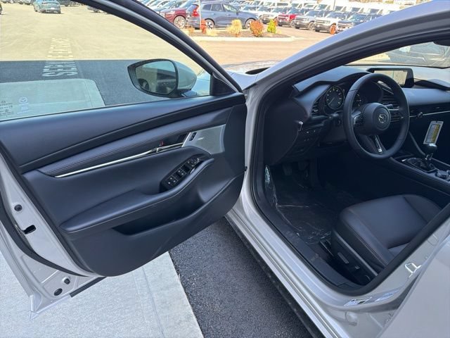 New 2026 MAZDA MAZDA3 2.5 S Hatchback w/ Premium Pkg FWD image 12