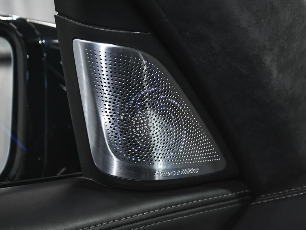 Used 2022 BMW M760i xDrive w/ Luxury Rear Seating Package AWD/4WD image 41