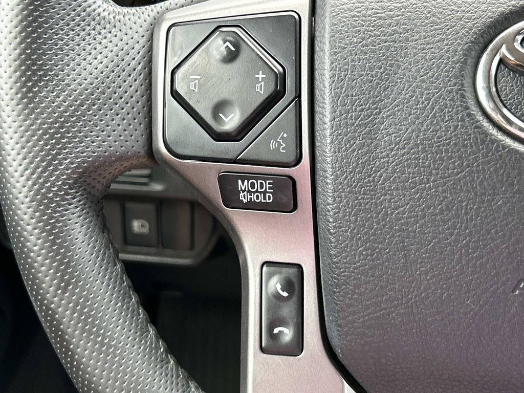 Used 2019 Toyota Tacoma SR5 RWD image 25