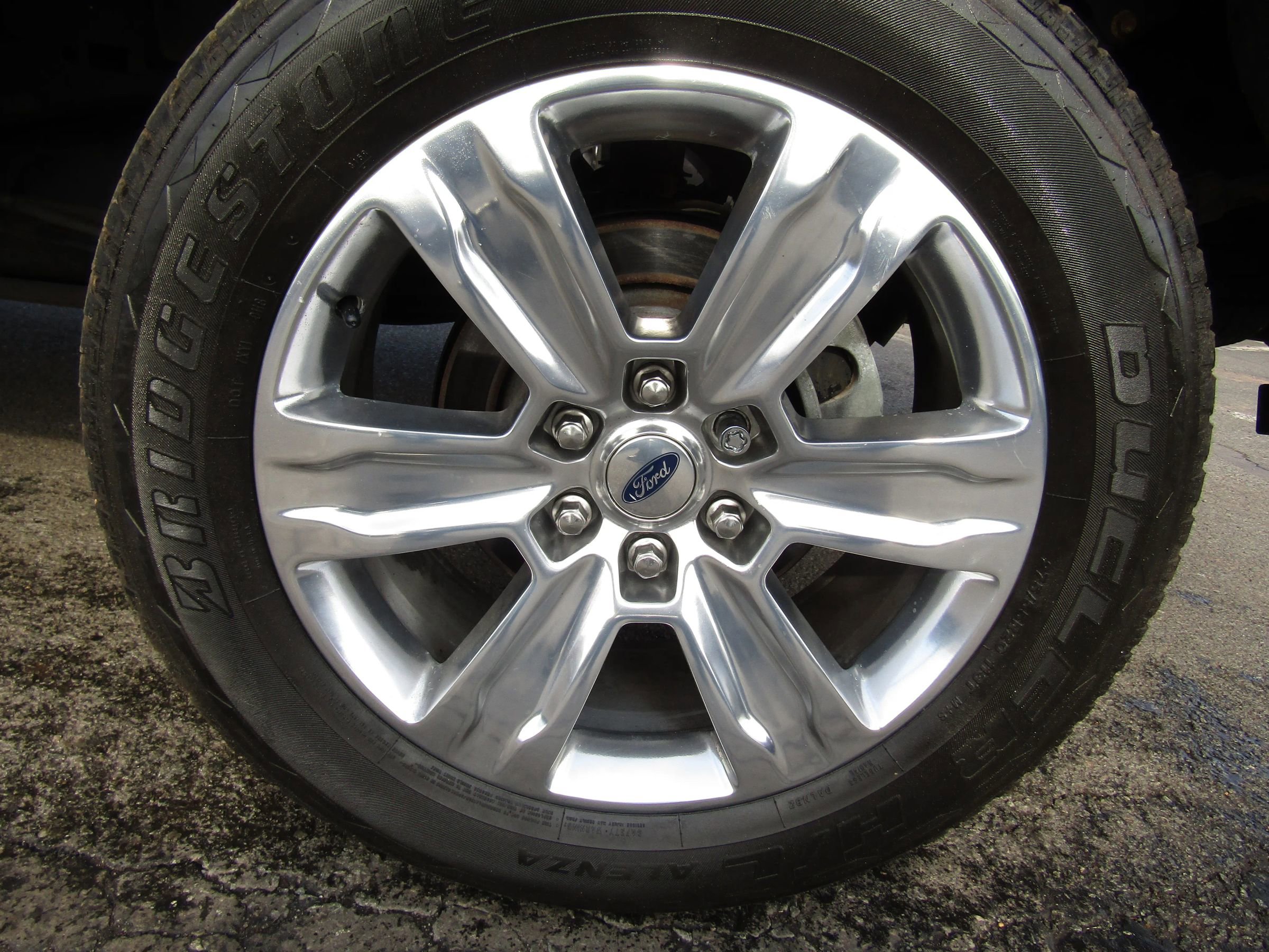 Used 2016 Ford F150 Platinum w/ Equipment Group 701A Luxury image 45