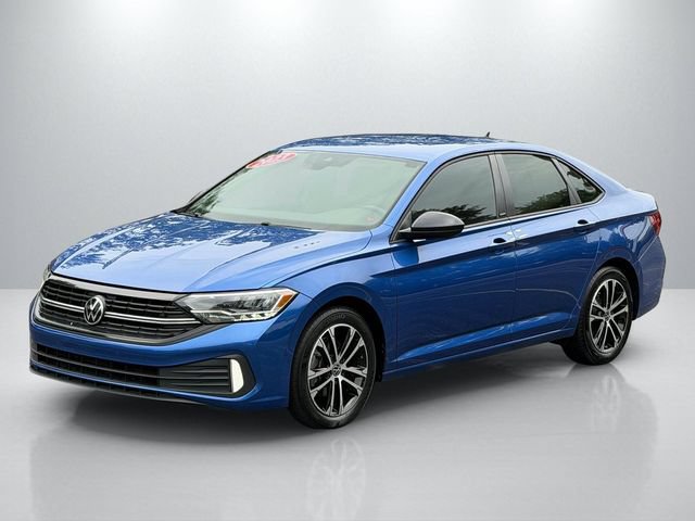 Used 2023 Volkswagen Jetta Sport FWD image 3