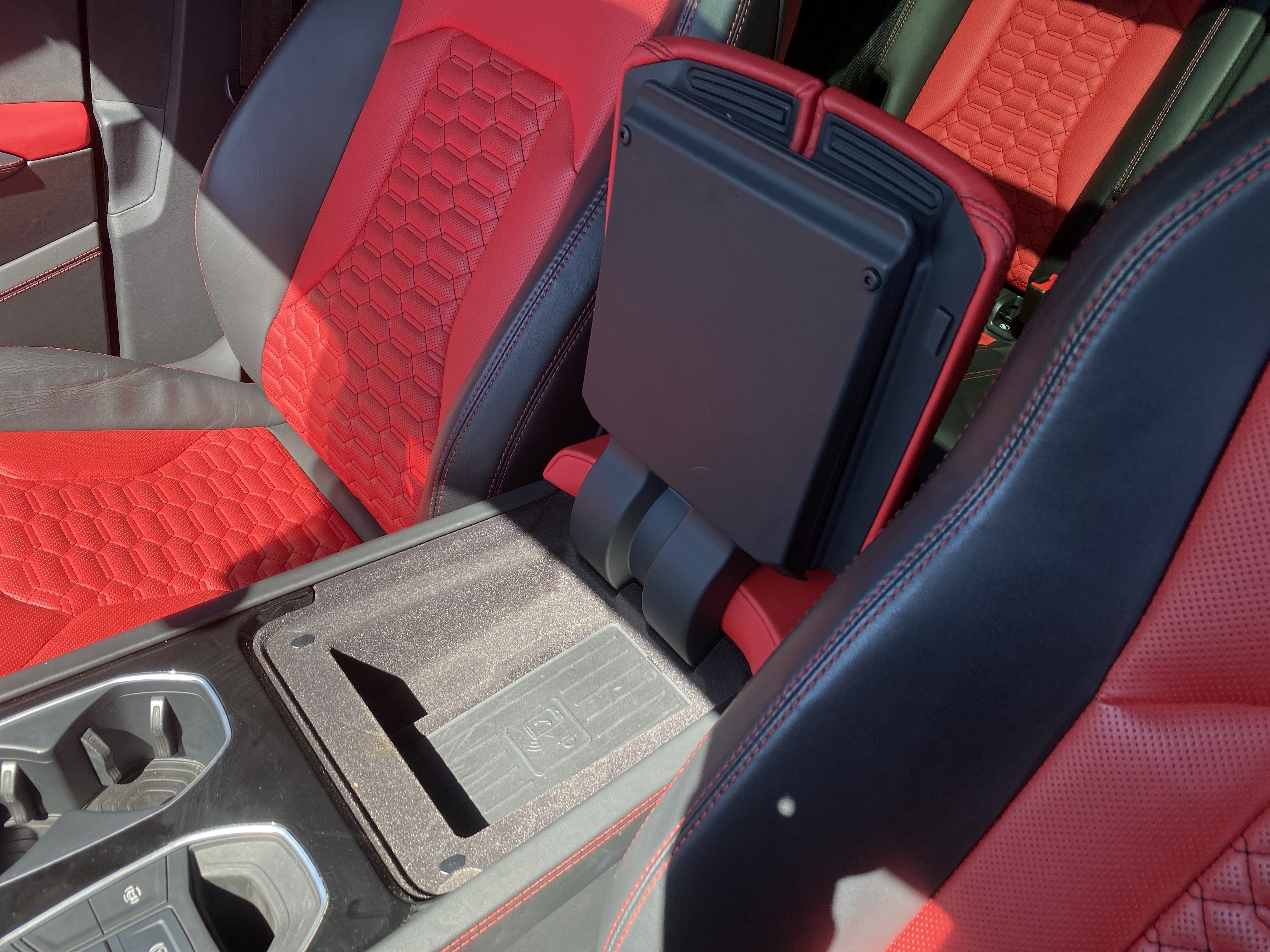 Used 2022 Lamborghini Urus AWD/4WD image 73