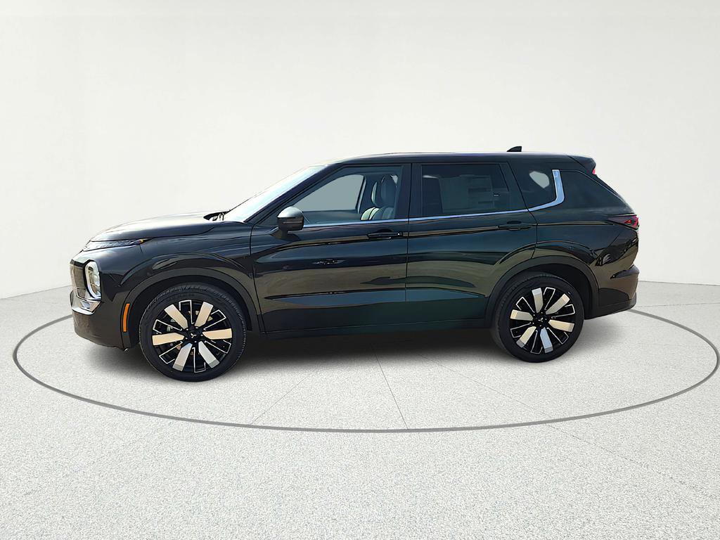 New 2026 Mitsubishi Outlander SE FWD image 3