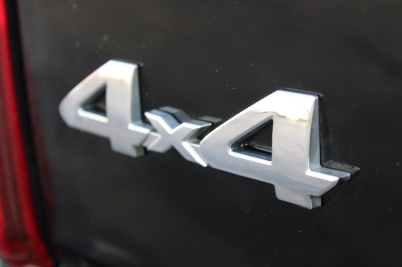 Used 2019 Toyota Tacoma SR image 6
