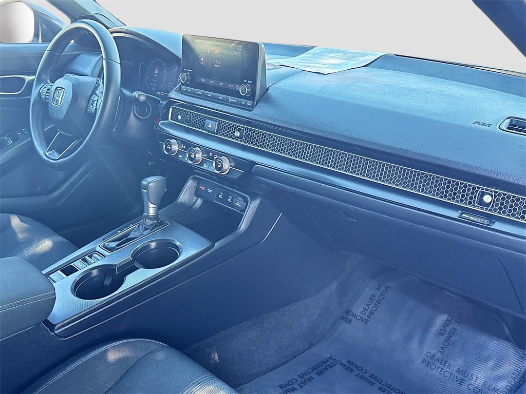Used 2025 Honda Civic Sport image 26