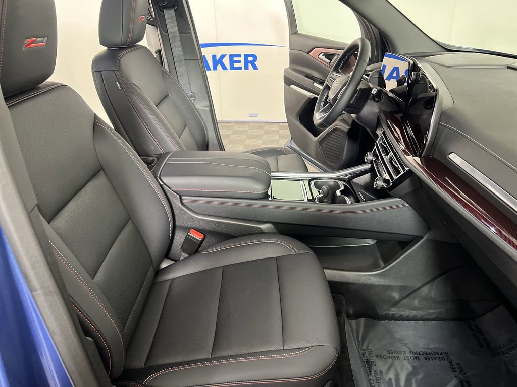 Certified 2025 Chevrolet Traverse Z71 w/ Driver Confidence Package image 27