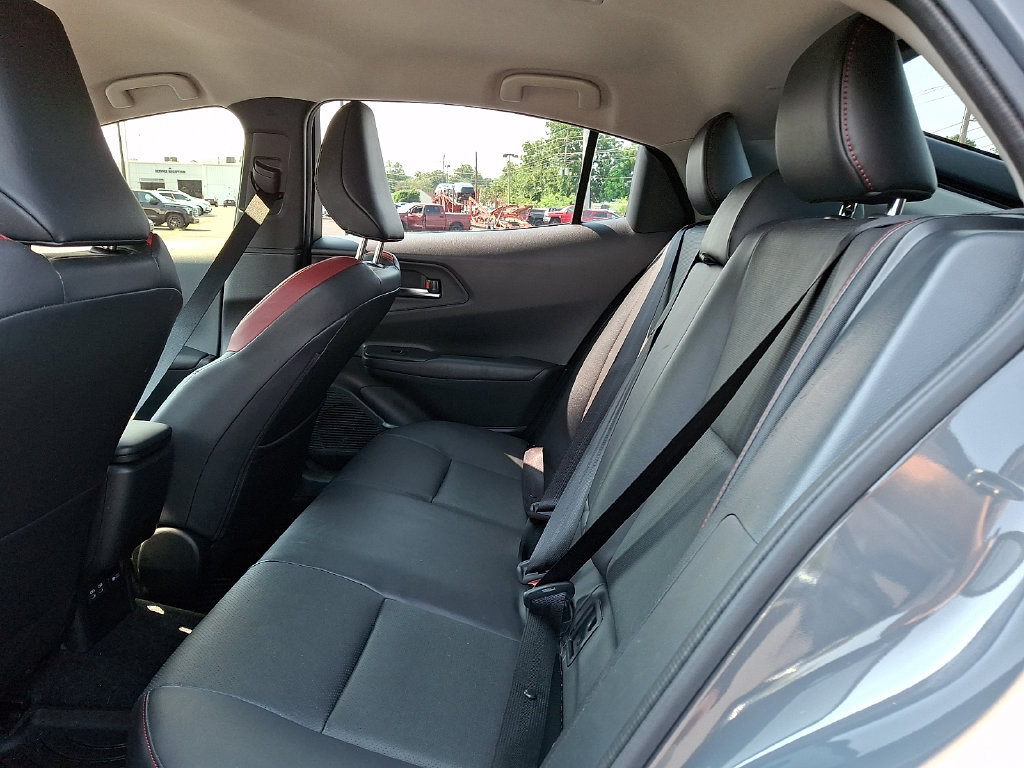 Used 2024 Toyota Prius Prime FWD image 10