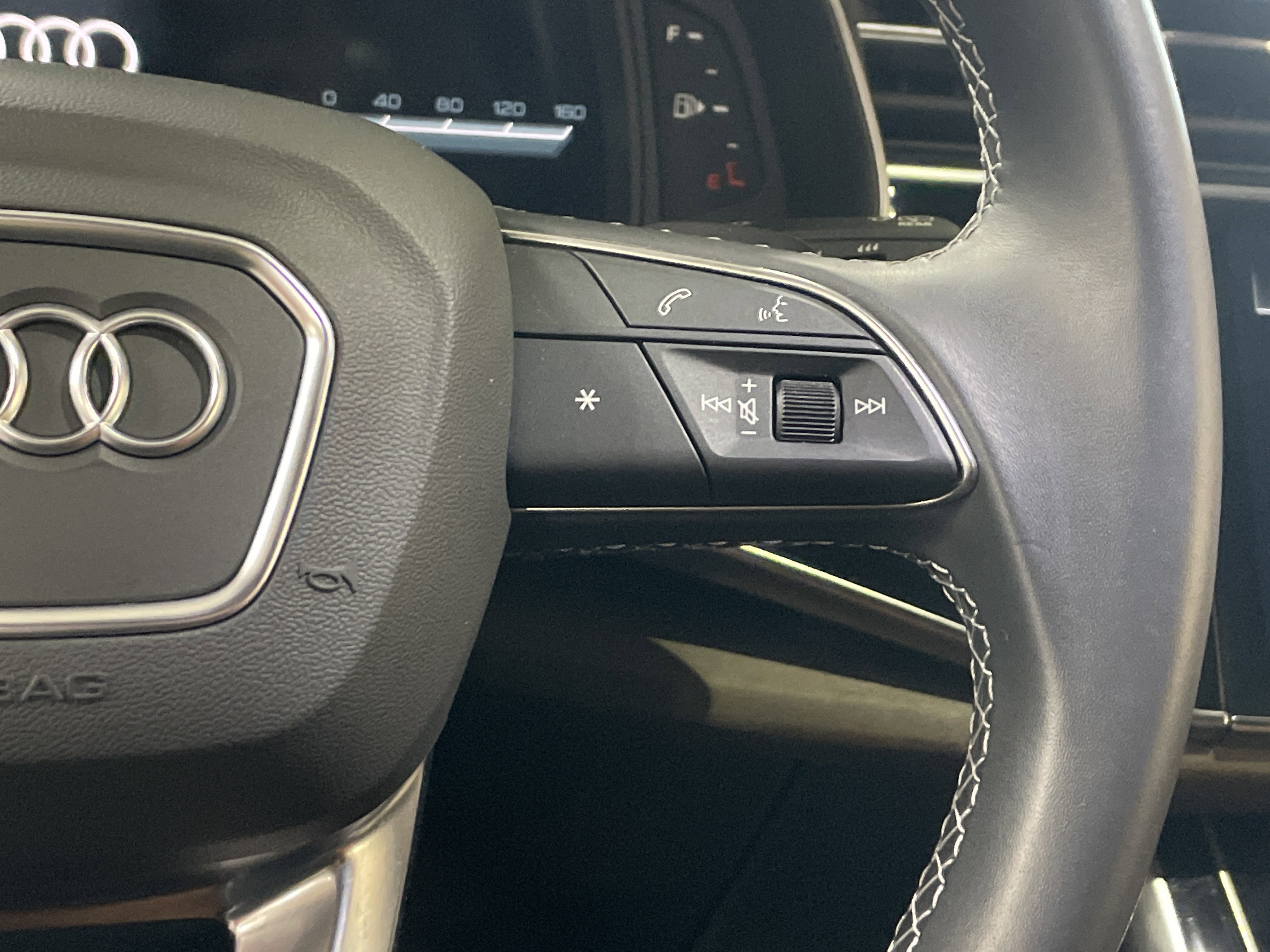 Used 2025 Audi Q7 3.0T Prestige image 20