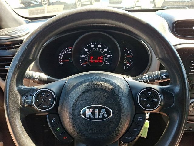 Used 2017 Kia Soul FWD image 22