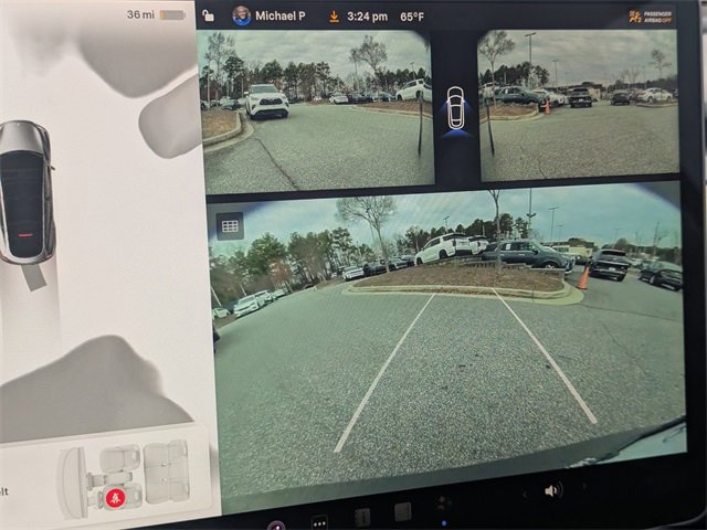 Used 2025 Tesla Model Y Performance image 24