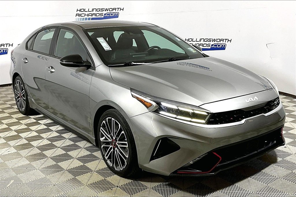 Used 2023 Kia Forte GT w/ GT2 Package image 3