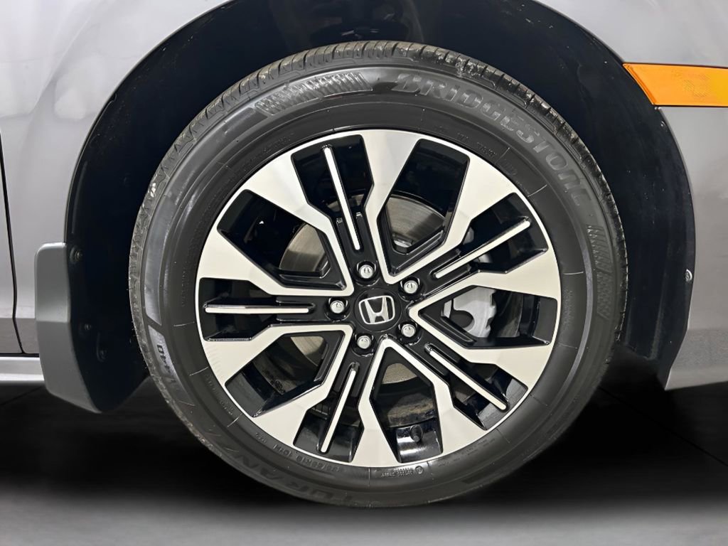 Used 2026 Honda Odyssey Elite image 16