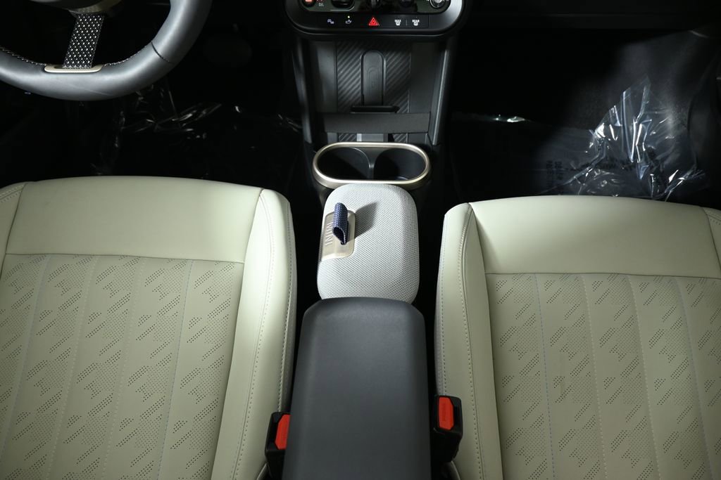 Certified 2025 MINI Cooper S image 21