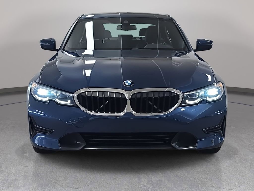 Certified 2021 BMW 330i Sedan w/ Convenience Package image 3