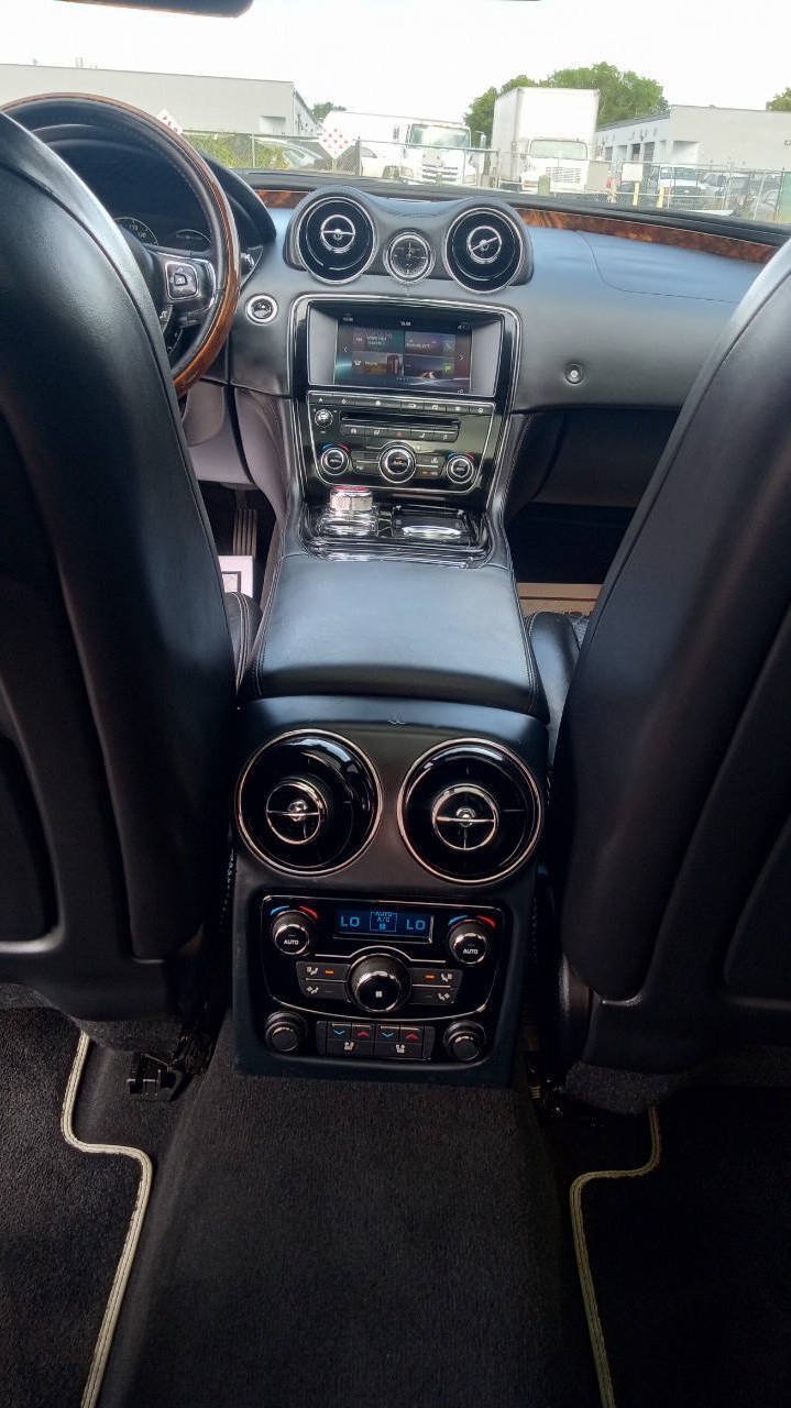 Used 2017 Jaguar XJ L Portfolio RWD image 14