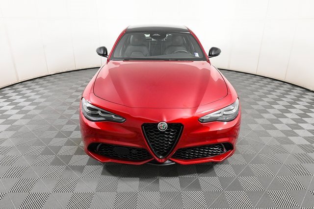 New 2025 Alfa Romeo Giulia w/ Driving Assist Package image 36