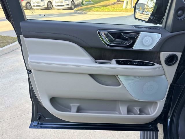 Certified 2022 Lincoln Navigator Reserve image 20