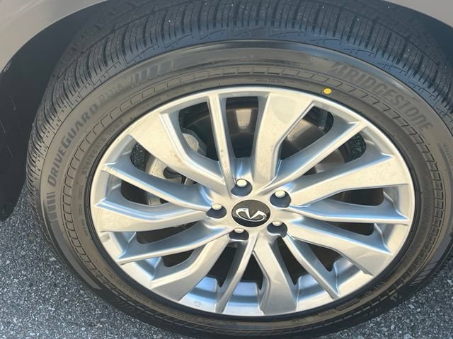 Certified 2023 INFINITI QX50 Luxe FWD image 31