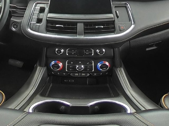 Used 2023 GMC Yukon AT4 w/ Technology Package AWD/4WD image 37