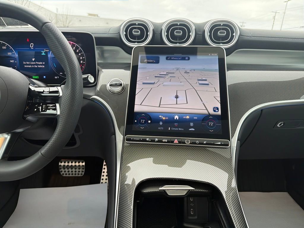 Used 2025 Mercedes-Benz GLC 350e 4MATIC image 17