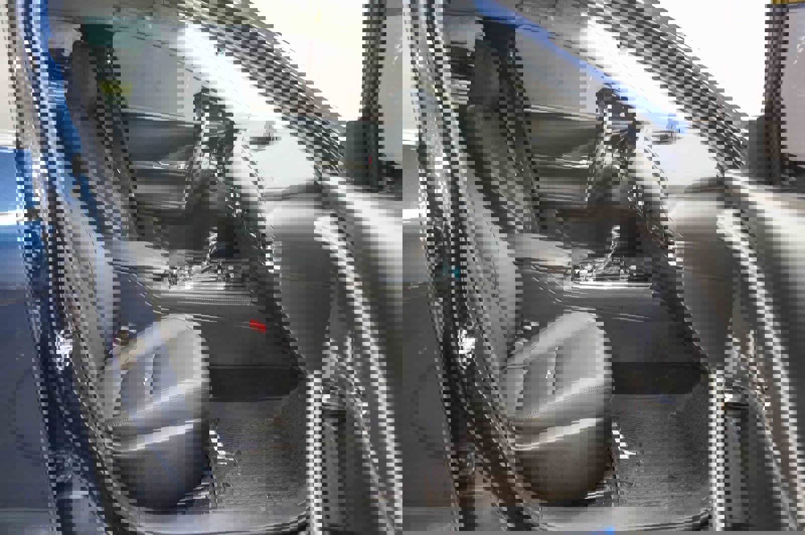 Used 2023 MAZDA CX-30 AWD 2.5 S w/ Preferred Package image 16