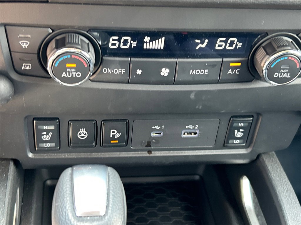Used 2024 Nissan Frontier SV w/ SV Convenience Package image 13