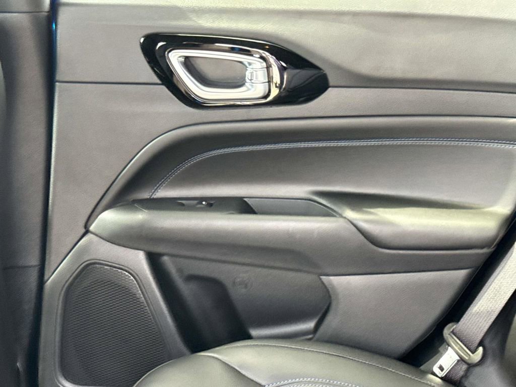 New 2026 Jeep Compass Latitude AWD/4WD image 11