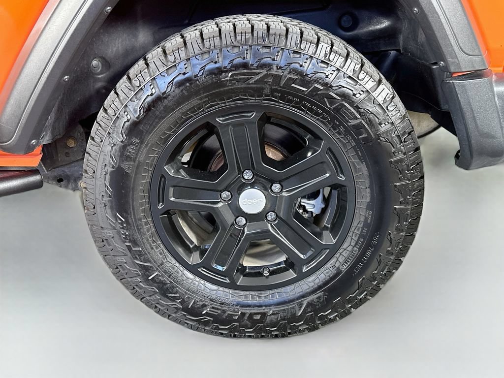 Used 2020 Jeep Wrangler Sport AWD/4WD image 32