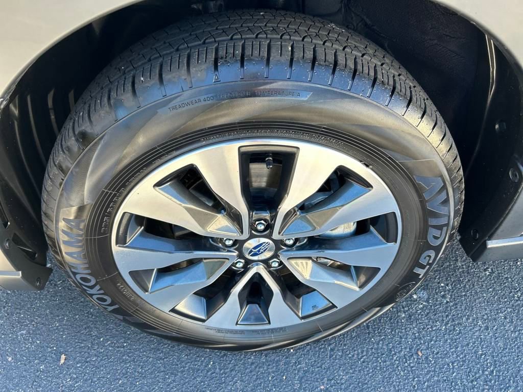 Used 2025 Subaru Outback Limited XT image 12