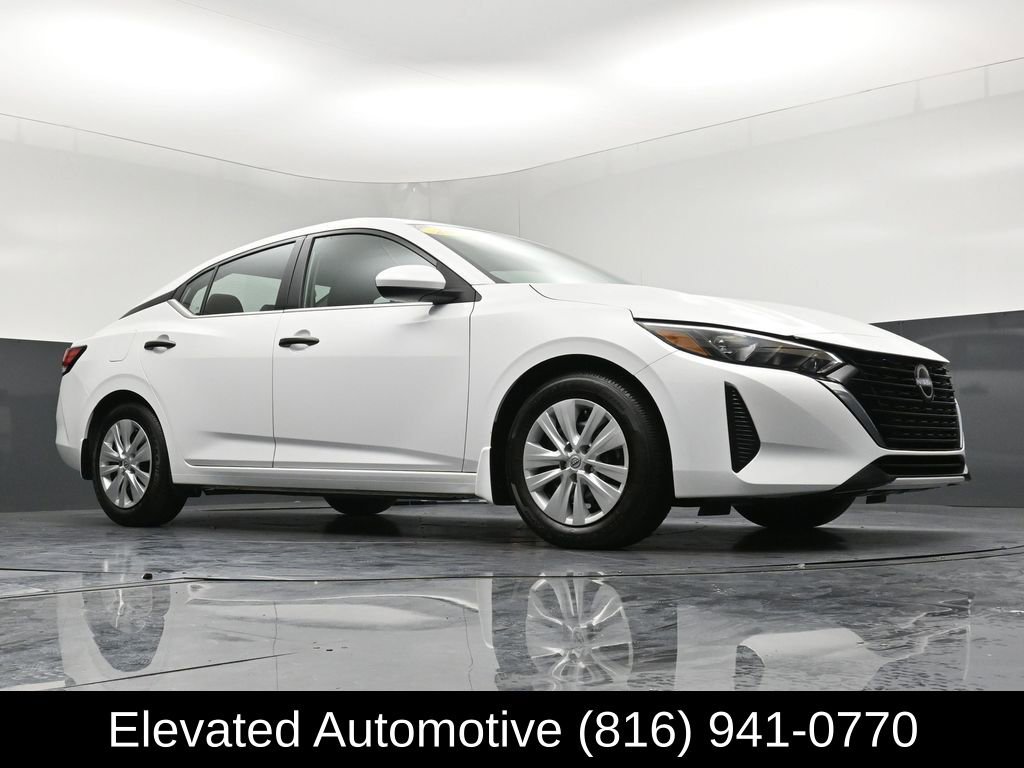 Used 2025 Nissan Sentra S image 26