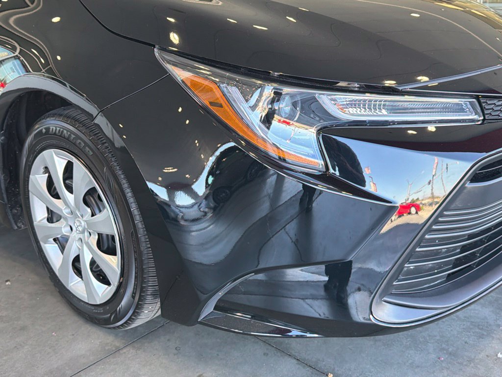 Certified 2025 Toyota Corolla LE FWD image 9