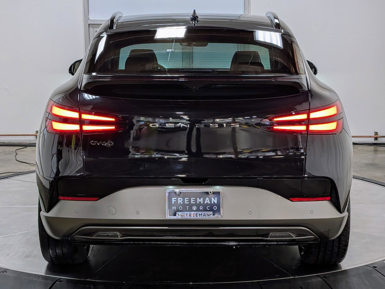 Used 2025 Genesis GV60 Performance image 8