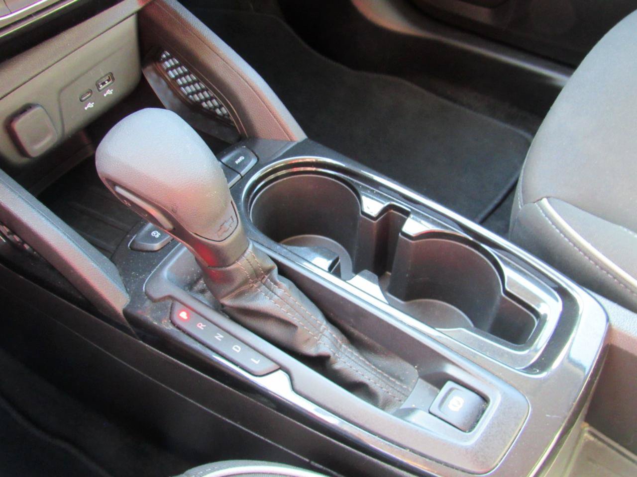 Used 2025 Chevrolet TrailBlazer LT AWD/4WD image 7