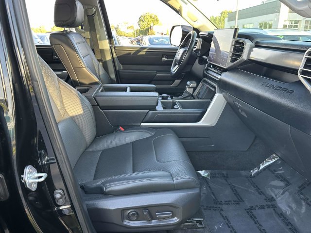 Used 2023 Toyota Tundra SR5 w/ SR5 Premium Package AWD/4WD image 20