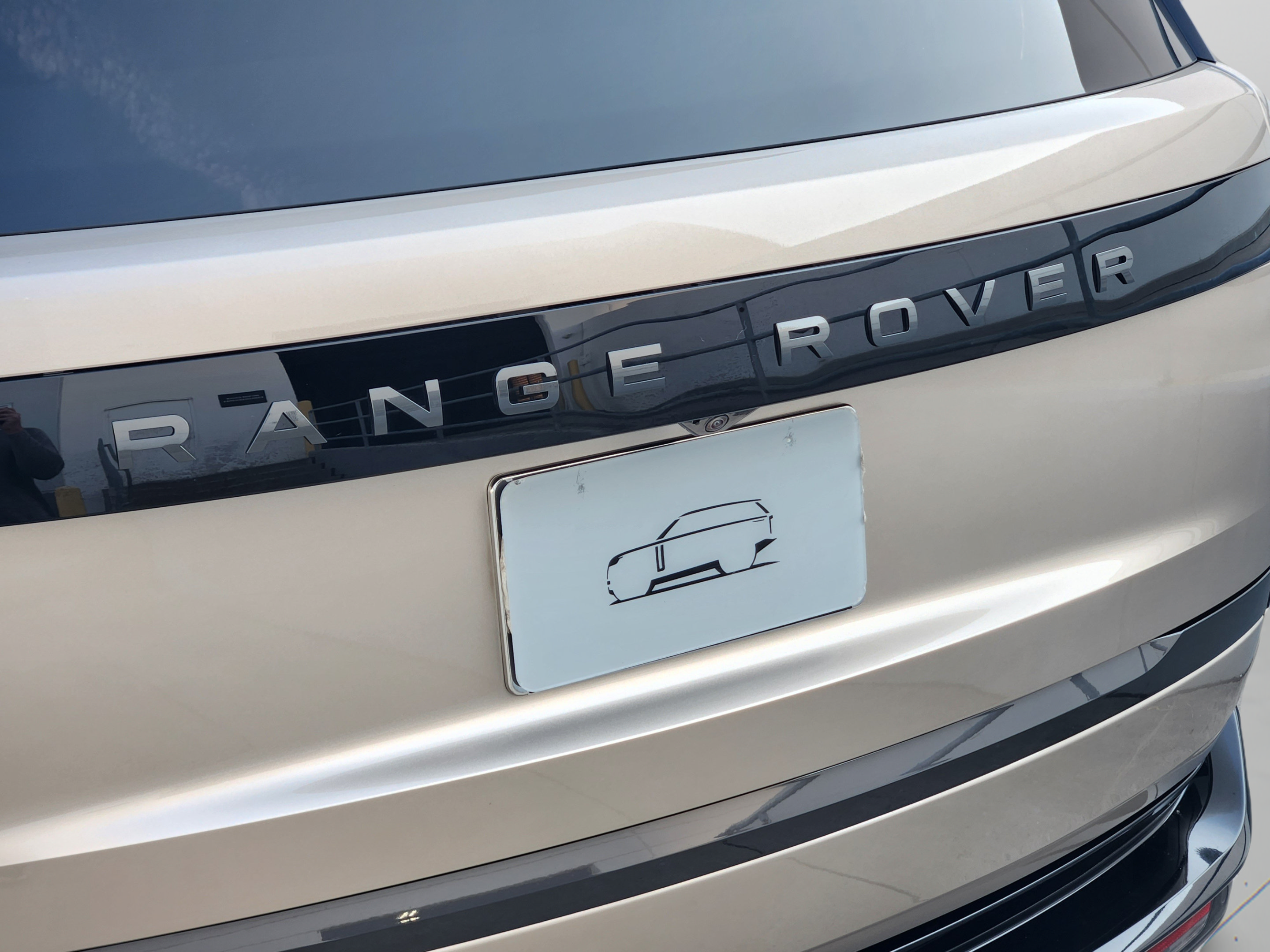 Certified 2026 Land Rover Range Rover SE AWD/4WD image 35