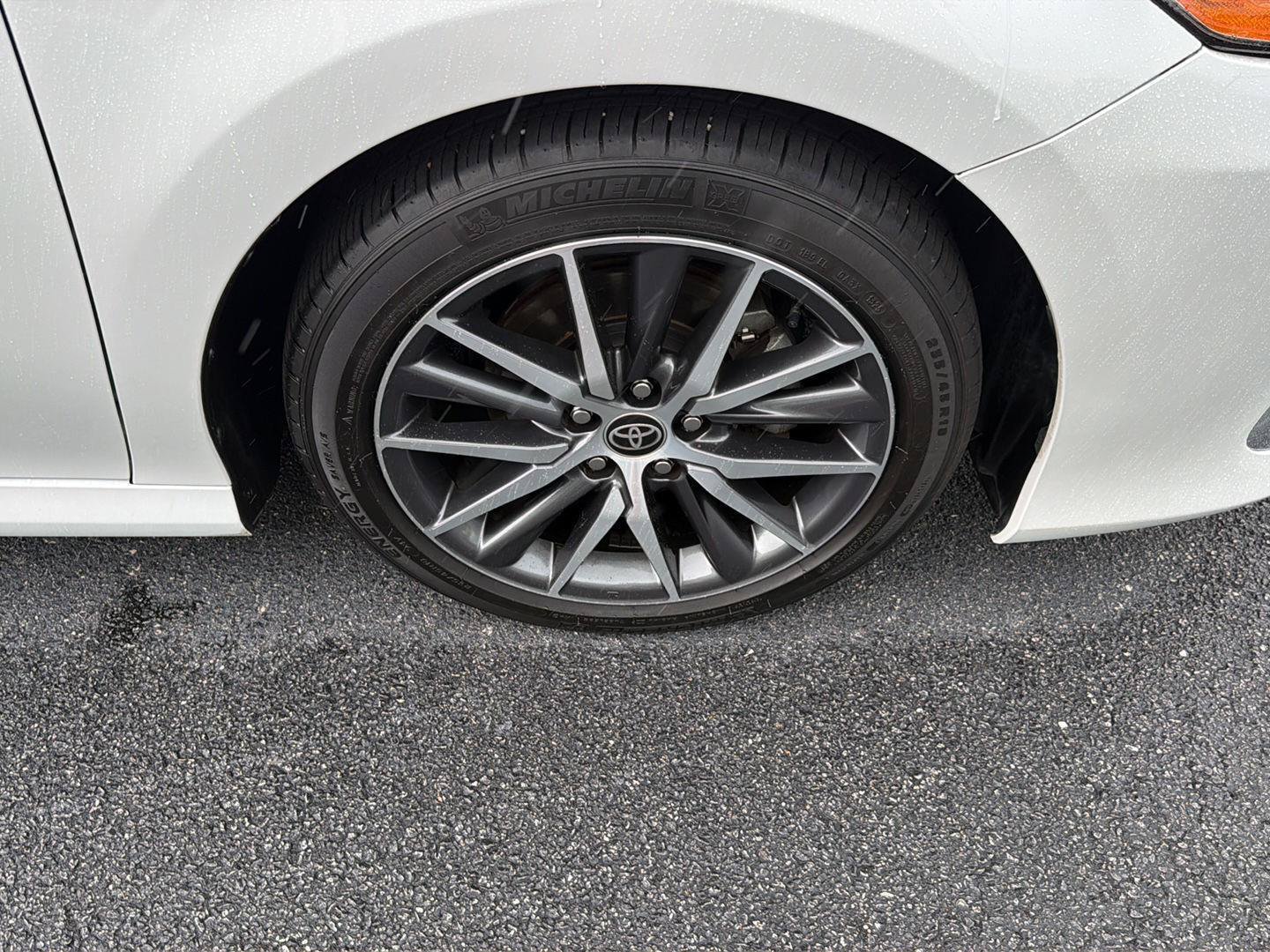 Used 2023 Toyota Camry XLE w/ Navigation Package FWD image 40