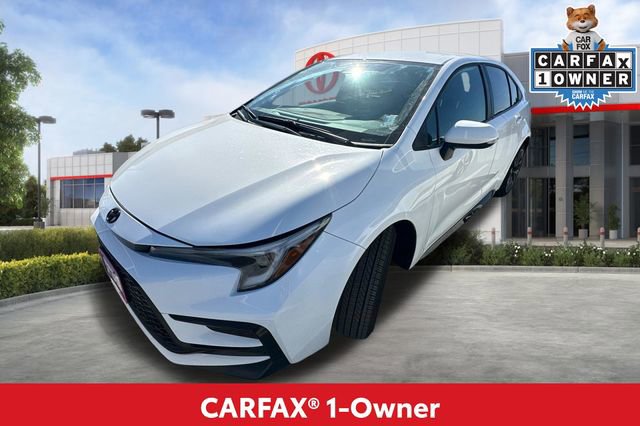 Certified 2025 Toyota Corolla SE FWD image 2